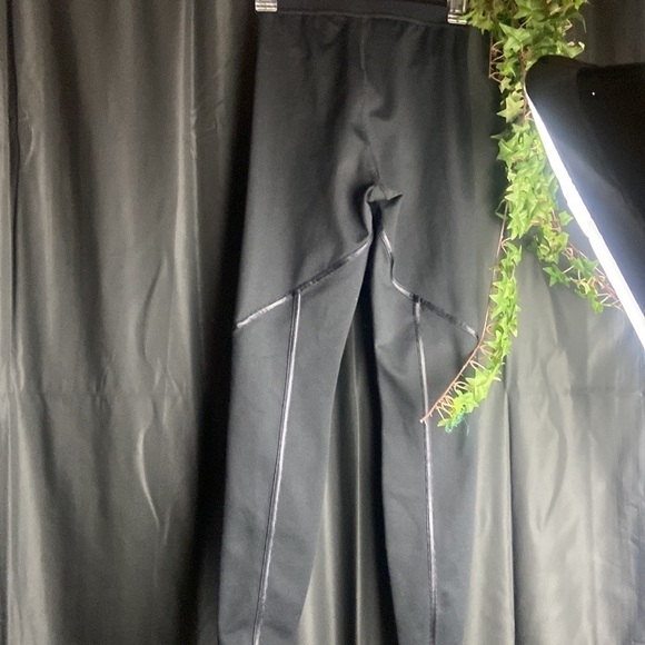 NWT Good American Black Sleek Leggings - Picture 6 of 10